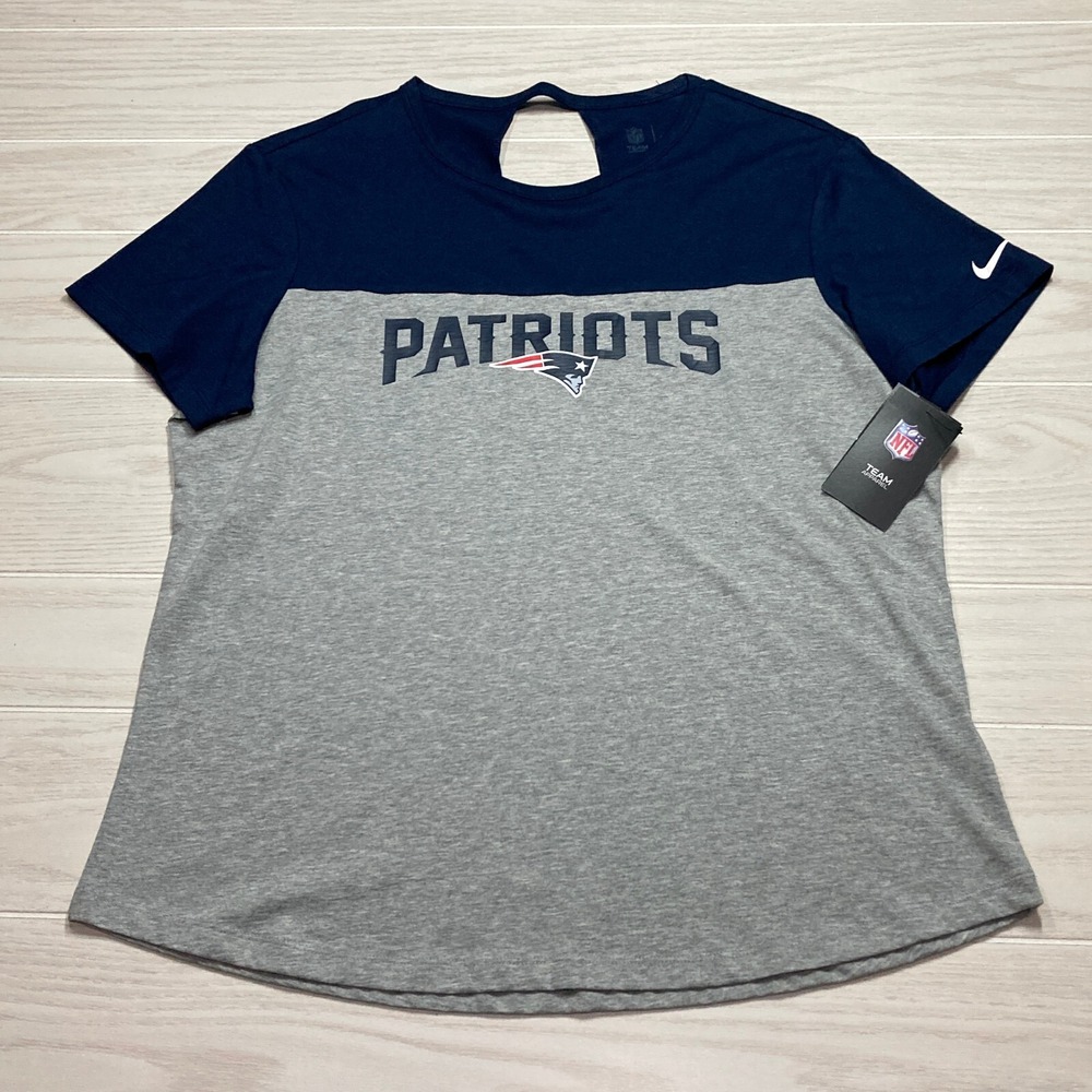 Nike Women's NFL New England Patriots Short Sleeve Open Back T-Shirt Size XL